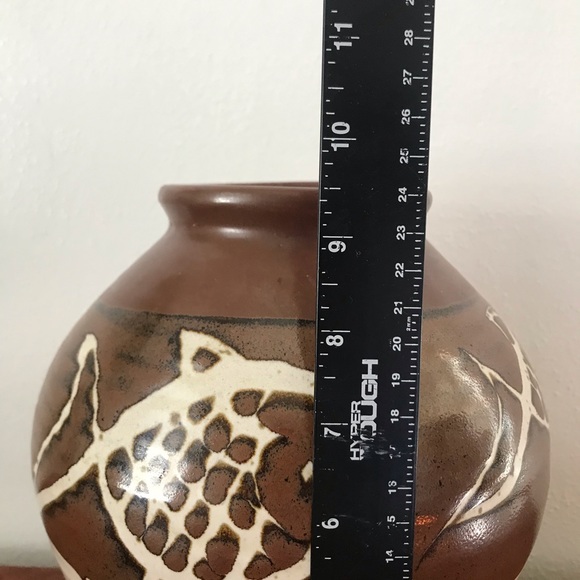 Vintage Japanese studio pottery ceramic wabi sabi fish vase - Picture 10 of 12